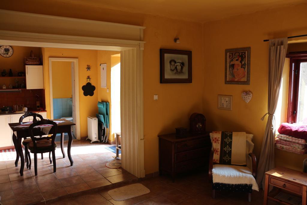 Apartman Na Zlatom Dvore Банська Штявниця Номер фото