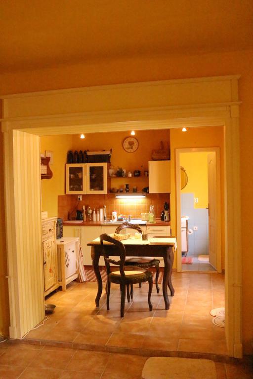 Apartman Na Zlatom Dvore Банська Штявниця Номер фото