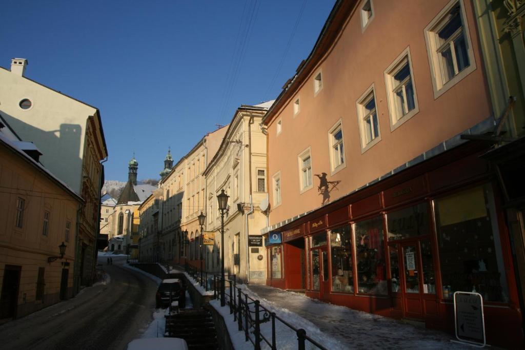 Apartman Na Zlatom Dvore Банська Штявниця Екстер'єр фото